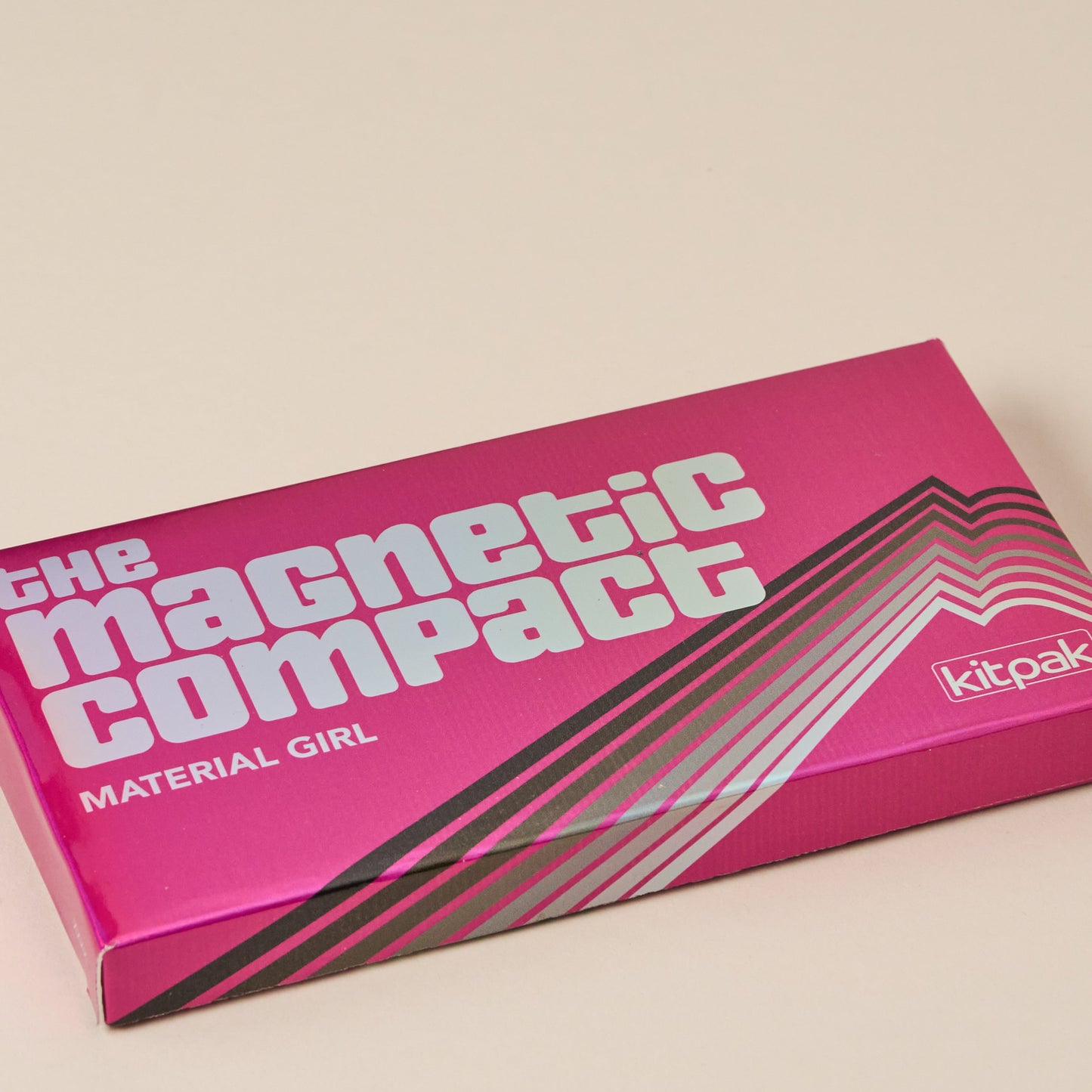 Kitpak The Magnetic Compact in Material Girl