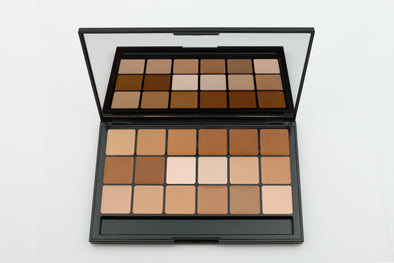 RCMA Vincent Kehoe - 18 Part Foundation / Concealer Palette VK11