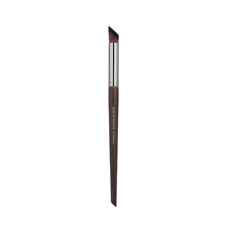Make Up For Ever #234 ANGLED SHADER BRUSH