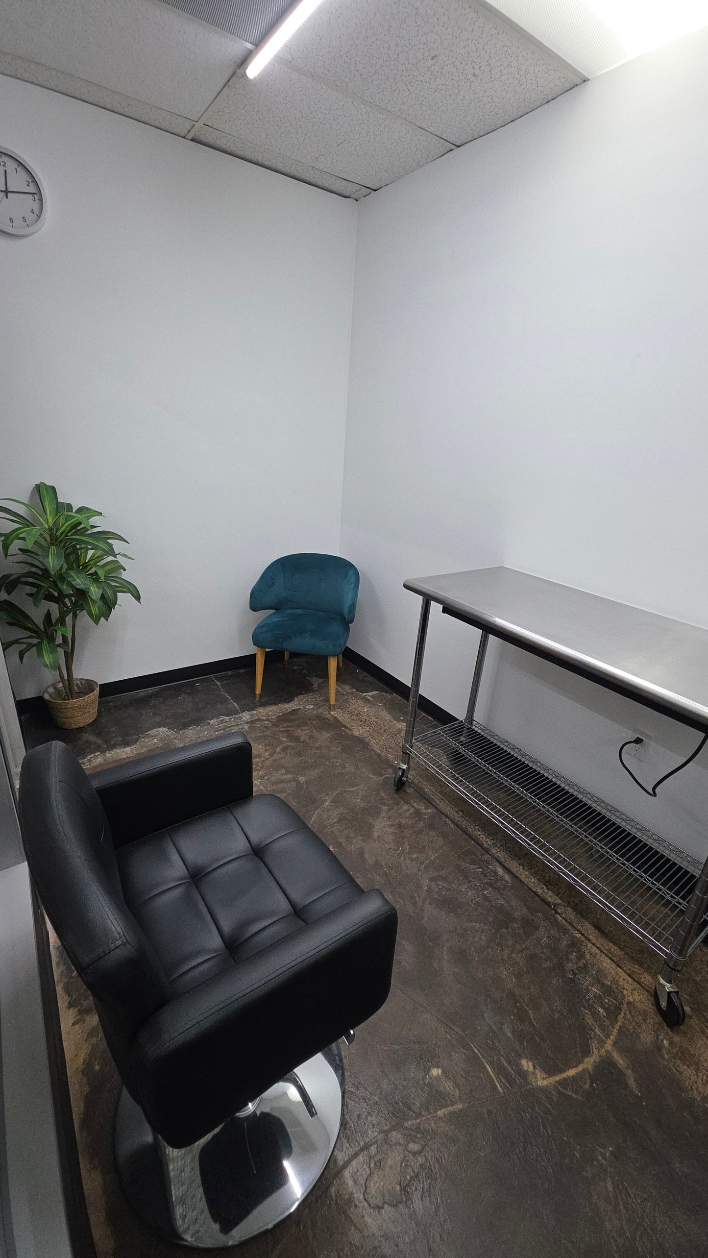 Mini Room Rental ⭐️ $10 per hour