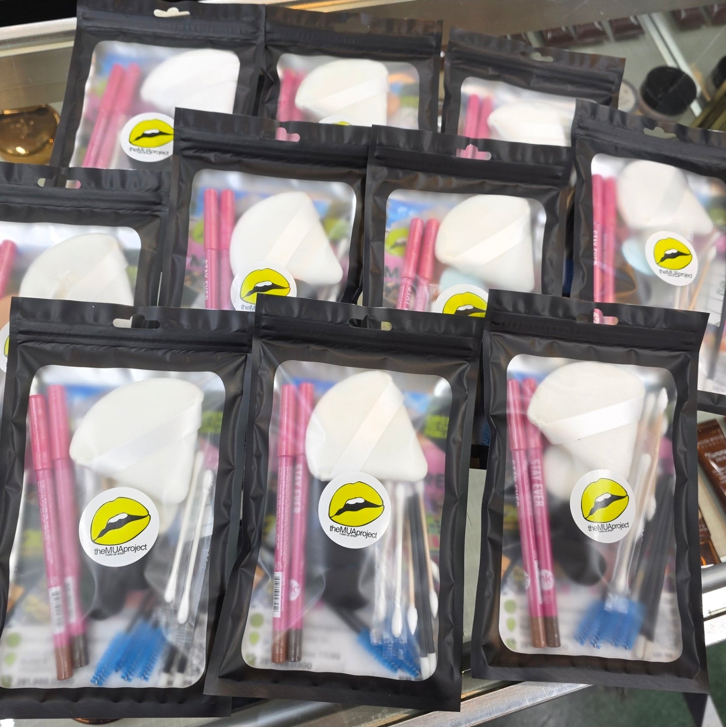 Makeup Artist Goodie Bag + Discount Cards