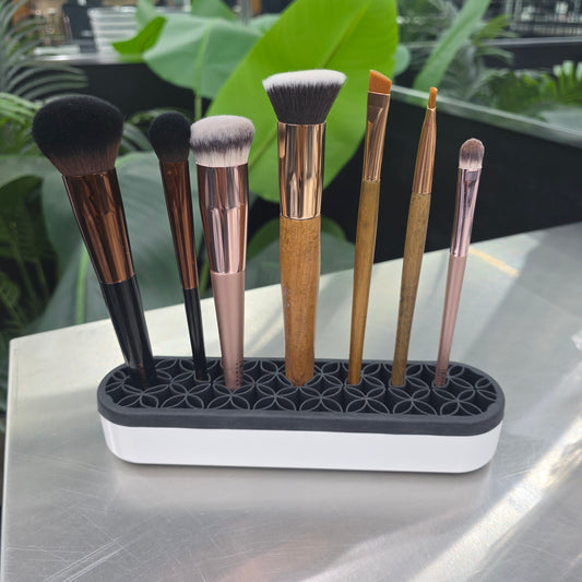 theMUAproject Brush Bar