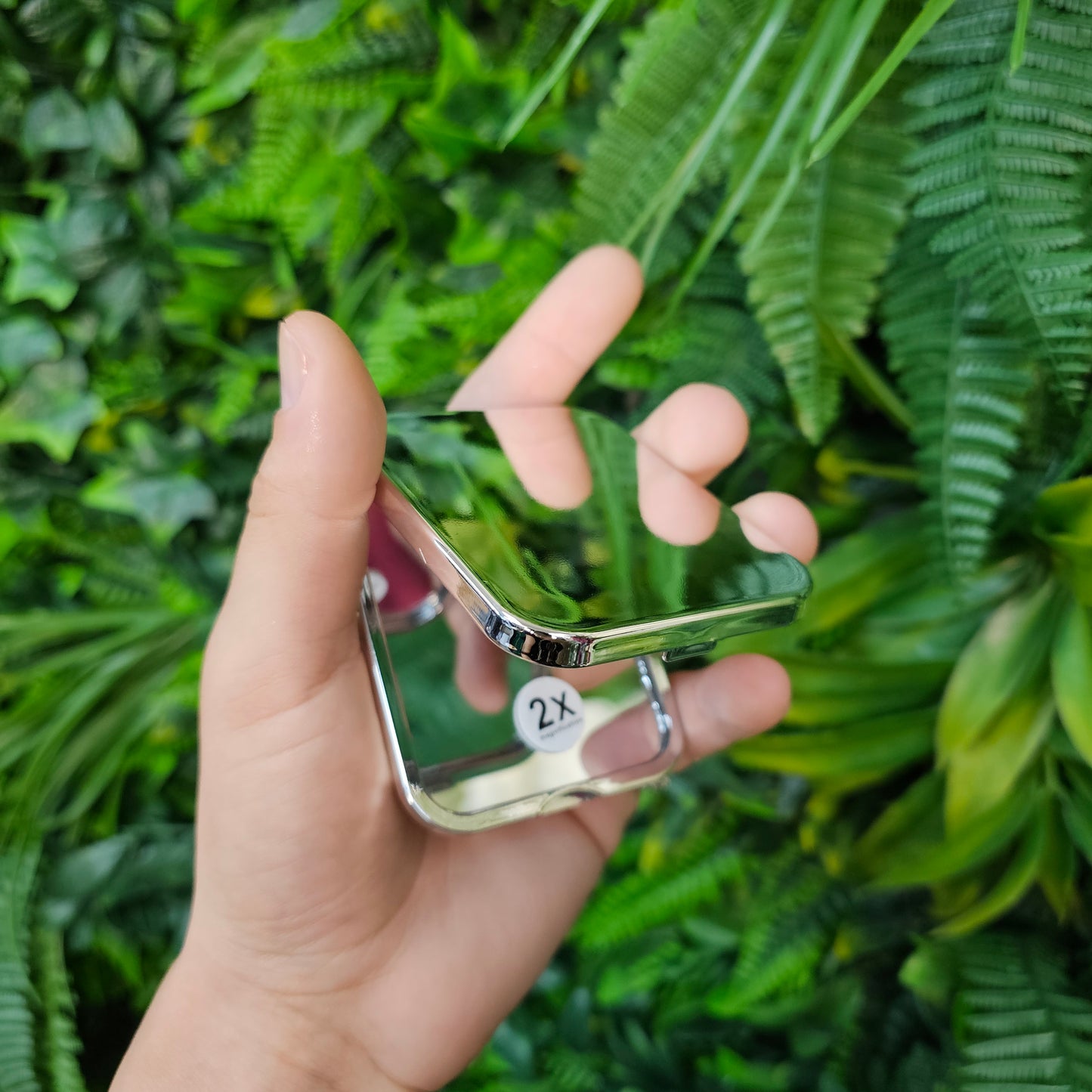 2-In-1 Compact Mirror